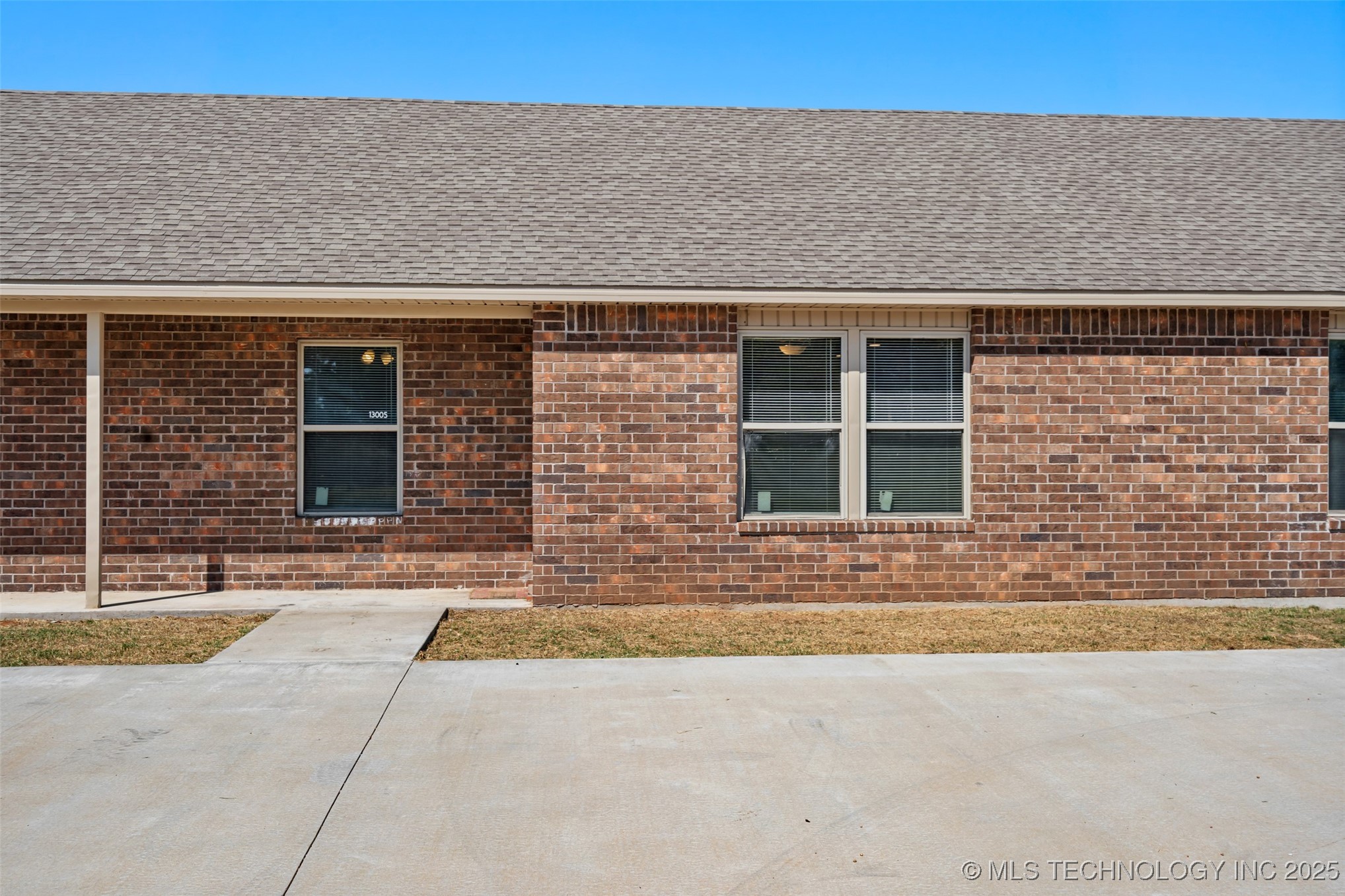 13001 Owen Lane 13005 Property Photo 15