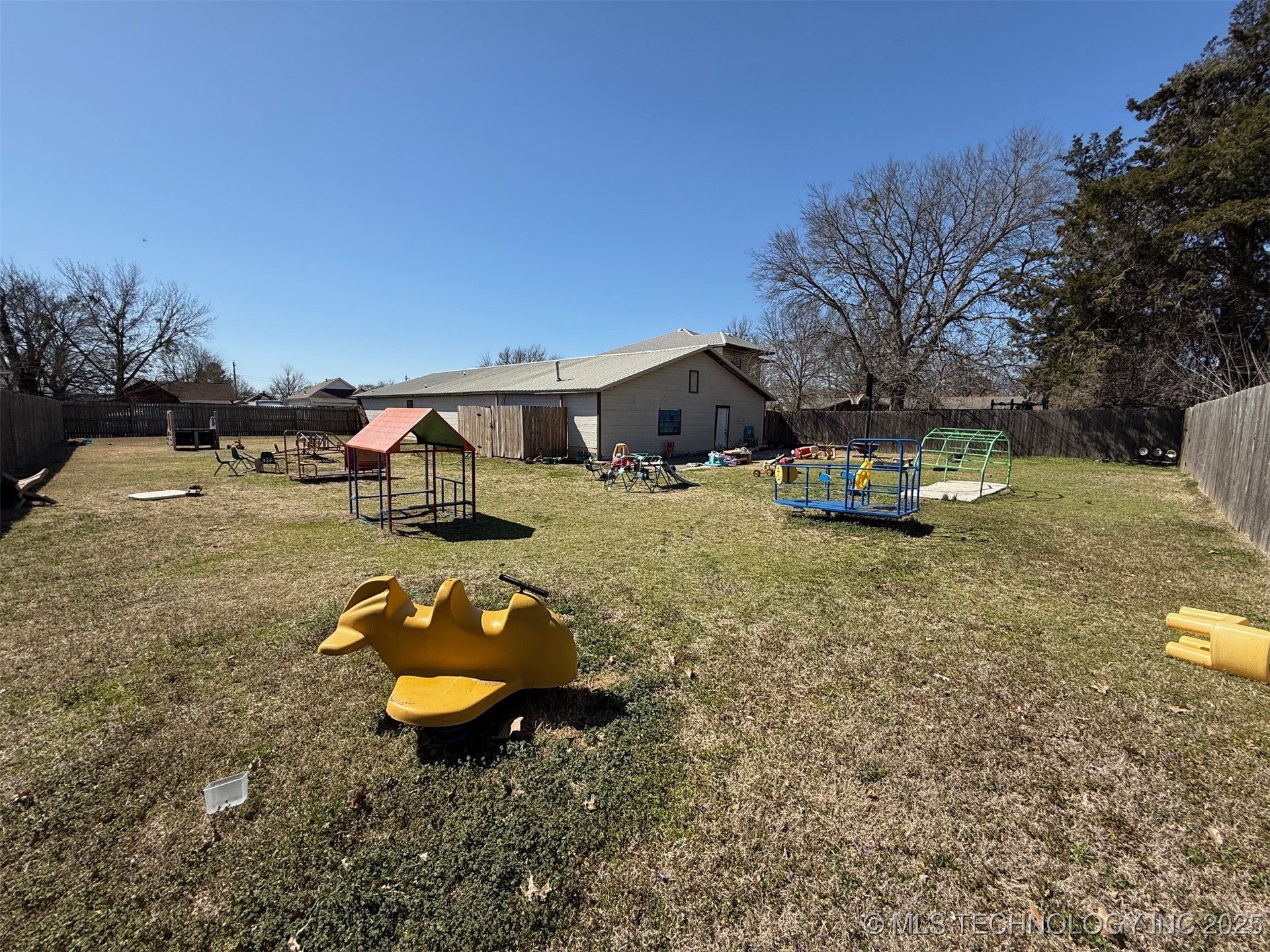 822 W Trudgeon Street Property Photo 20