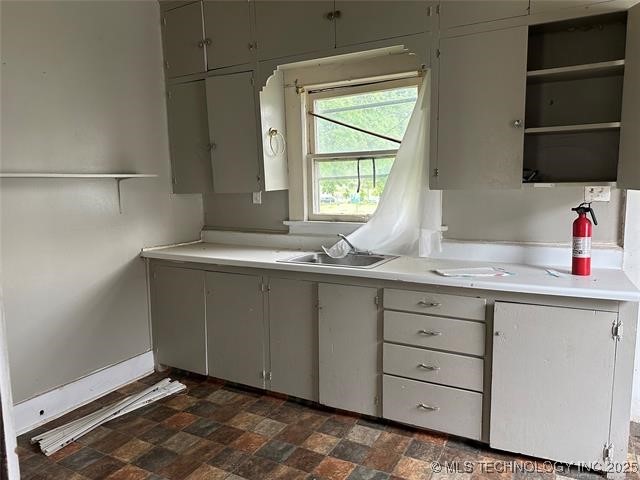 804 N Griffin Avenue Property Photo 6