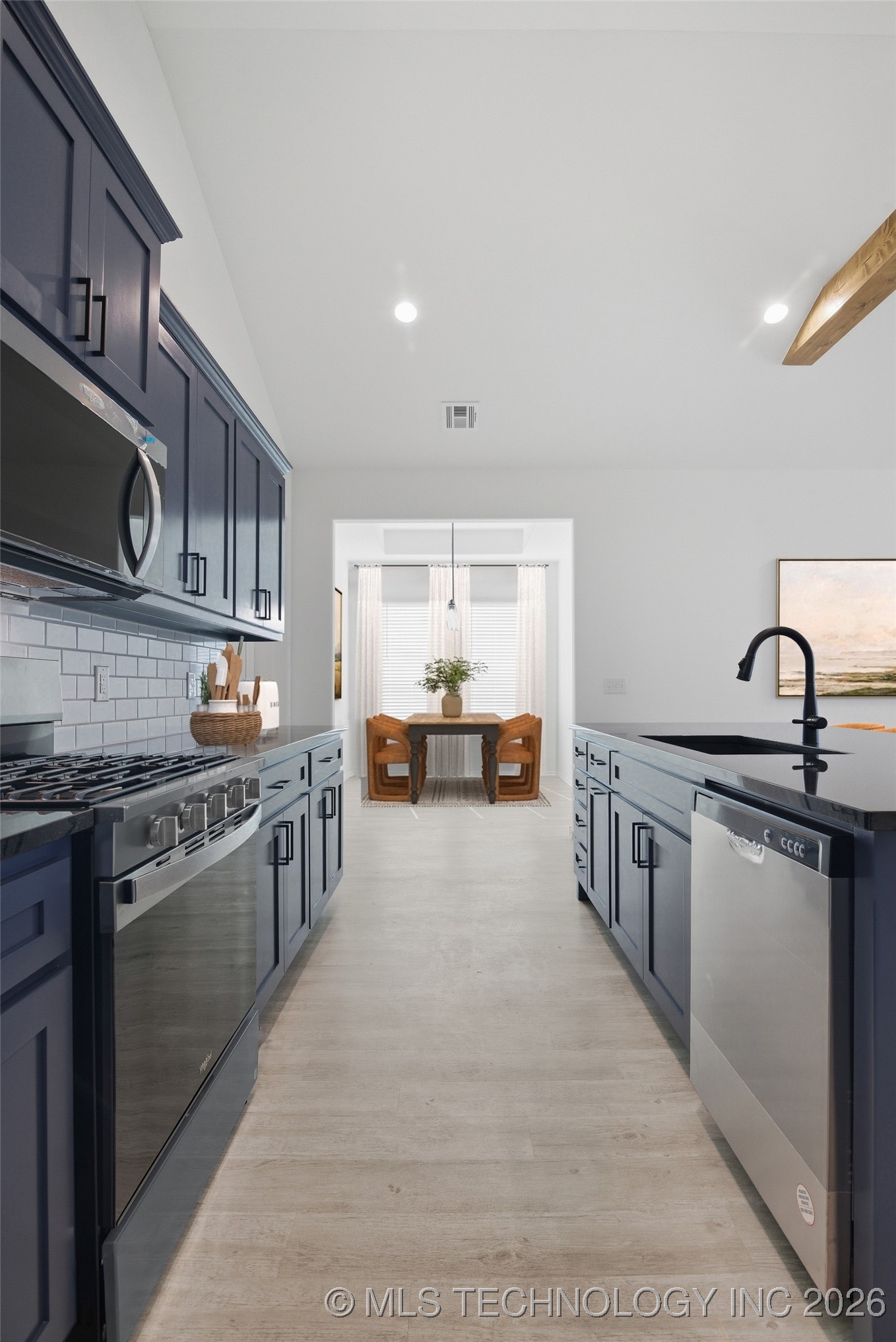 16296 S 90 Avenue E Property Photo 11