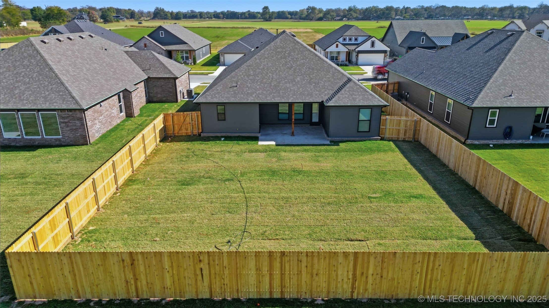 16296 S 90 Avenue E Property Photo 30