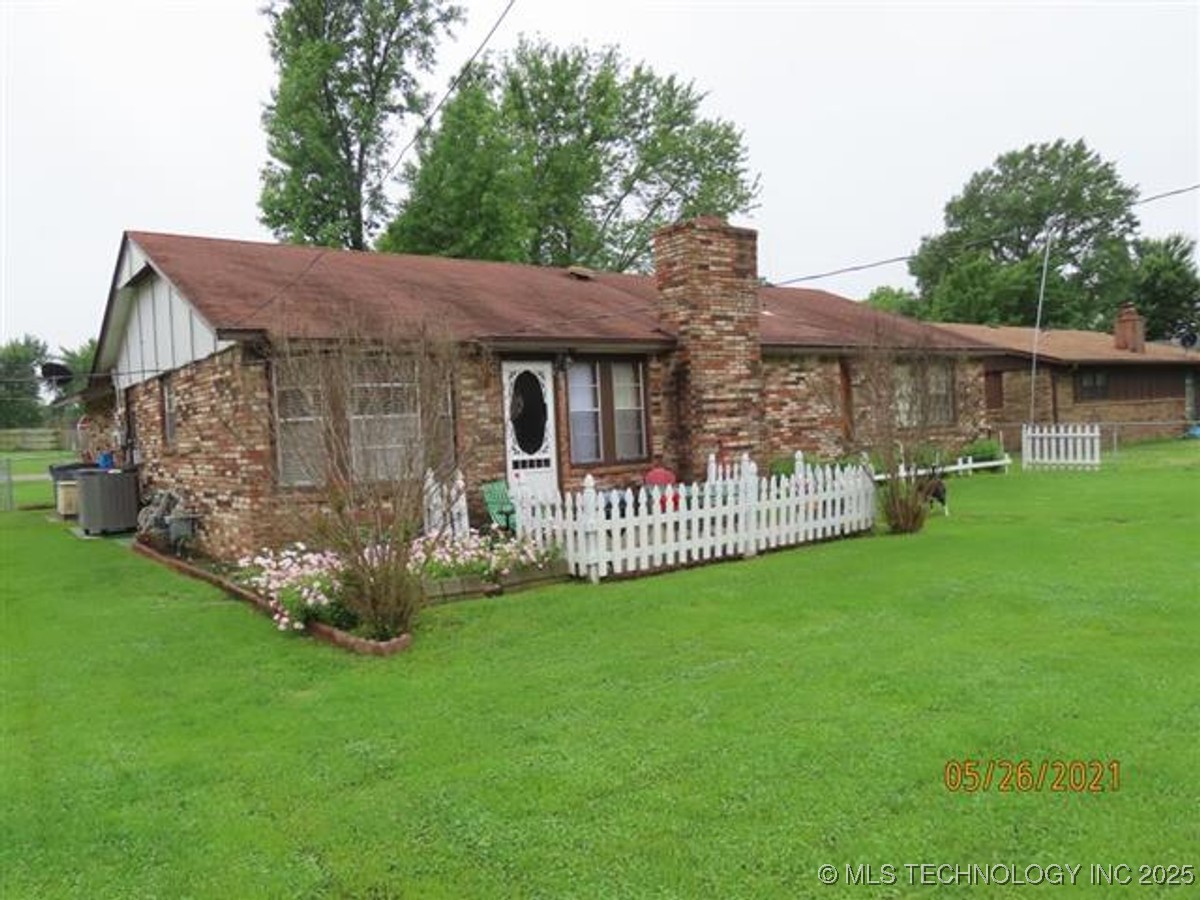 1204 Sw 12th Place Property Photo 2