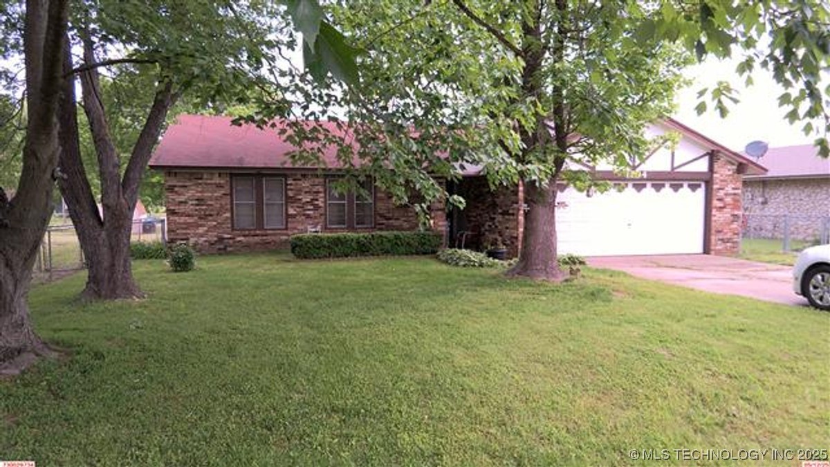 1204 Sw 12th Place Property Photo 4