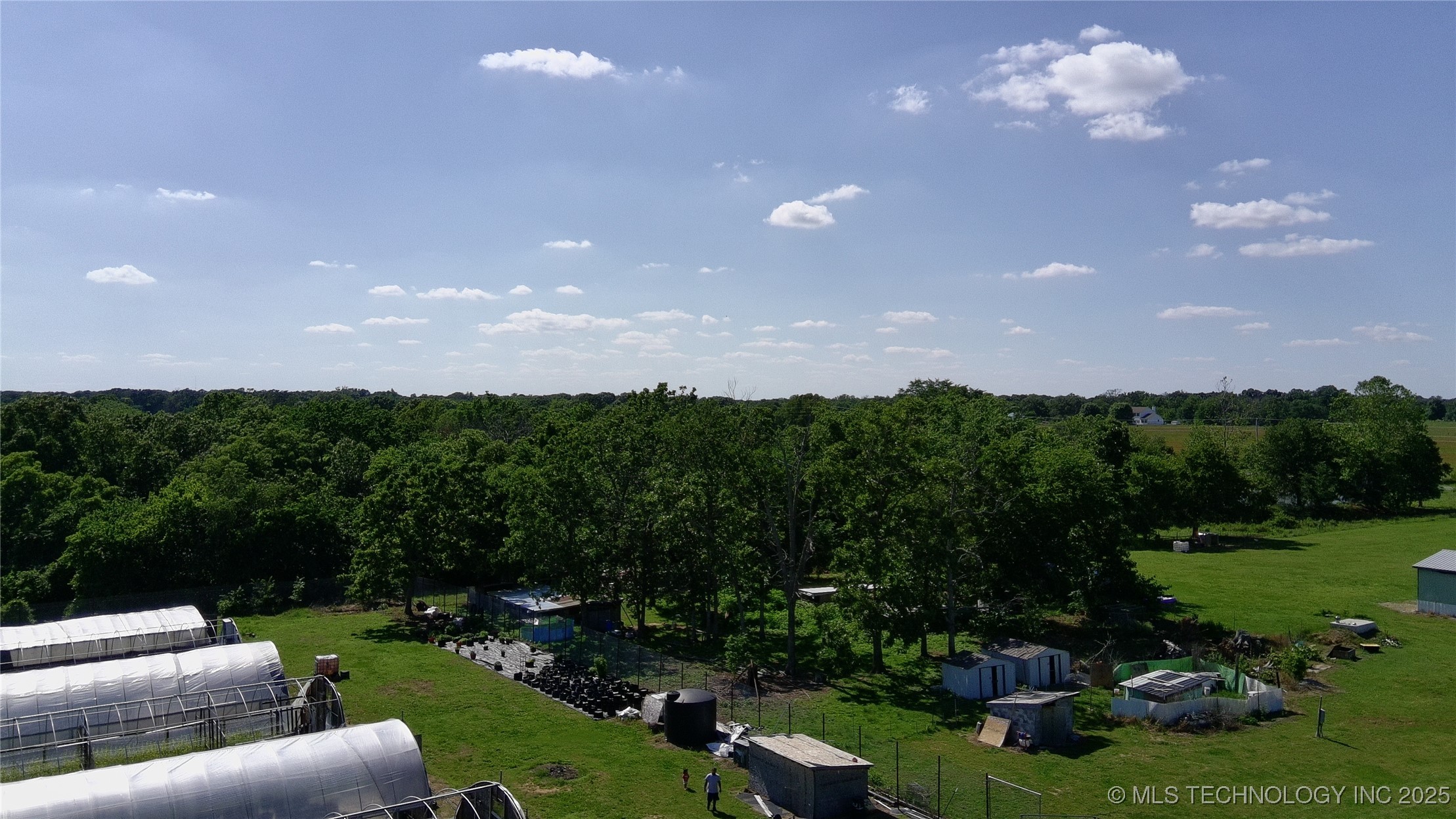 17333 E 390 Road Property Photo 5