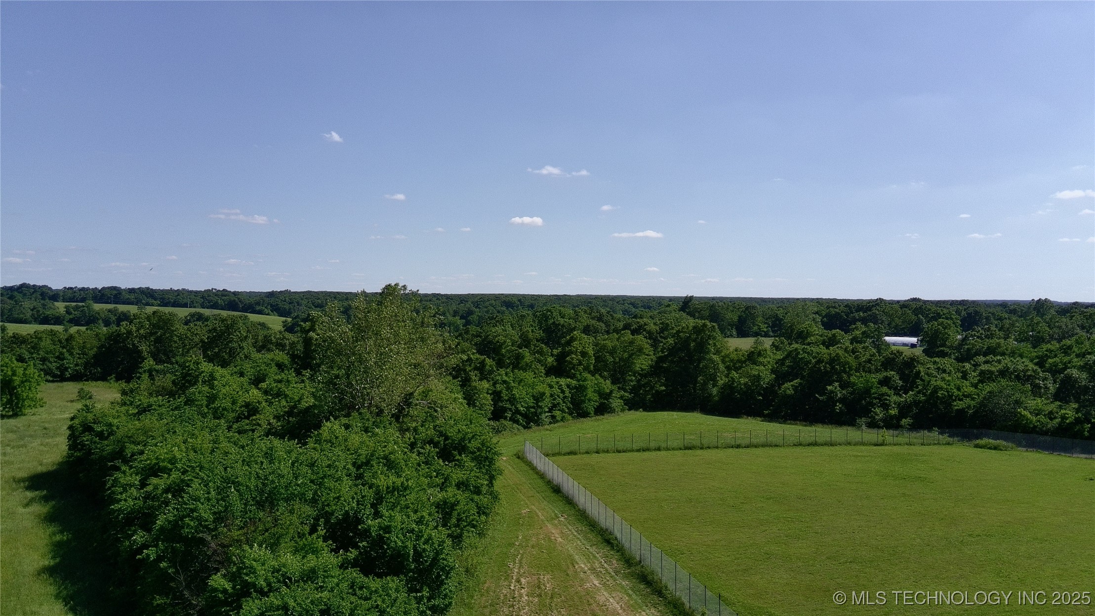 17333 E 390 Road Property Photo 12