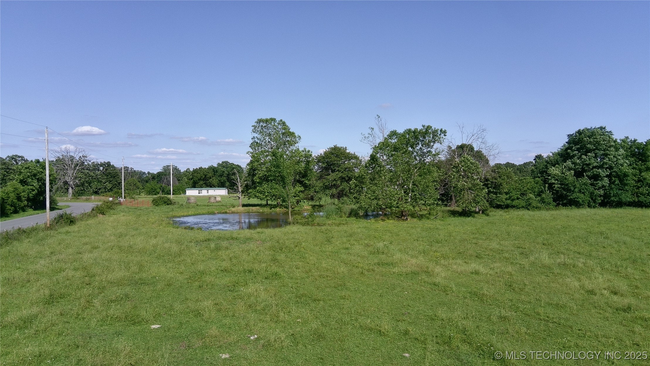 17333 E 390 Road Property Photo 24