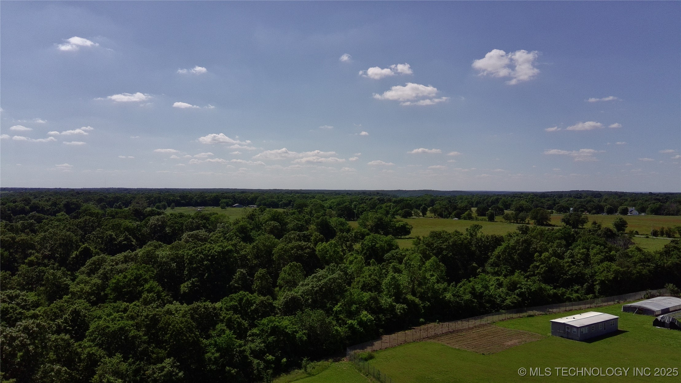 17333 E 390 Road Property Photo 33