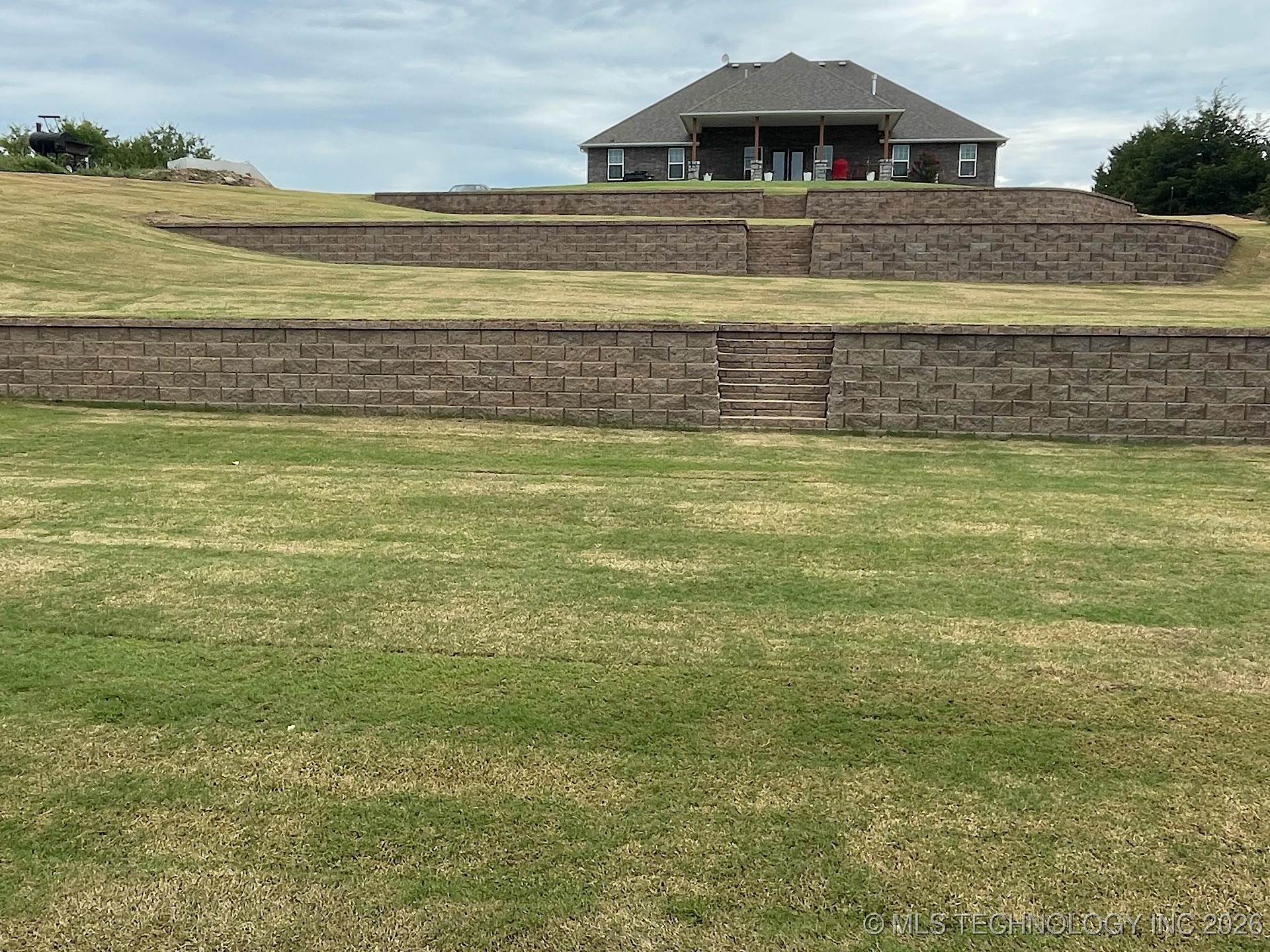 1120 E St Andrews Circle Property Photo 9