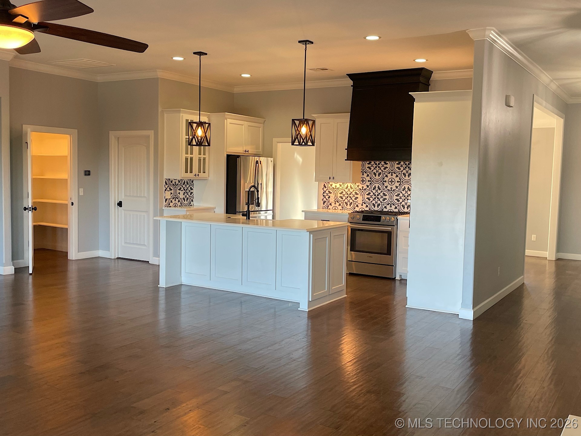 1120 E St Andrews Circle Property Photo 24