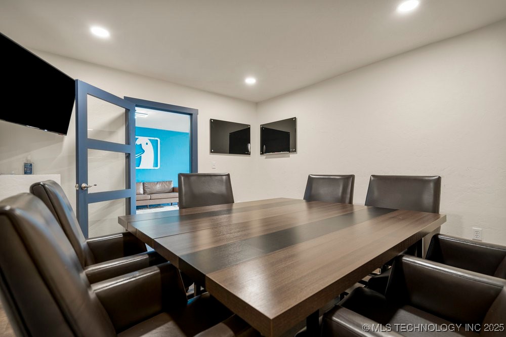 1823 W 51st Street Property Photo 13