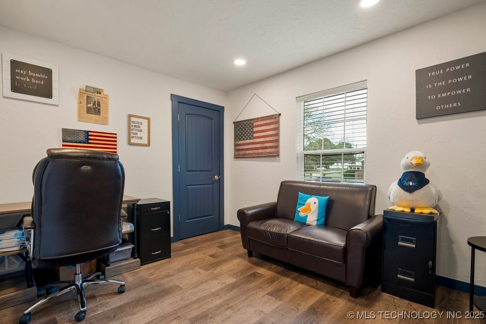 1823 W 51st Street Property Photo 25