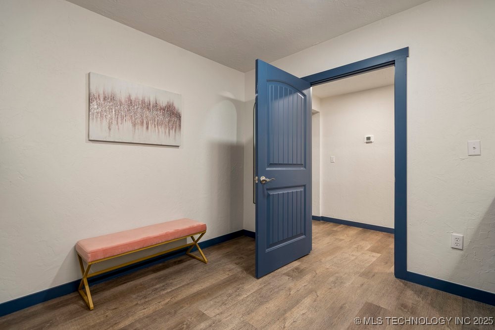 1823 W 51st Street Property Photo 28