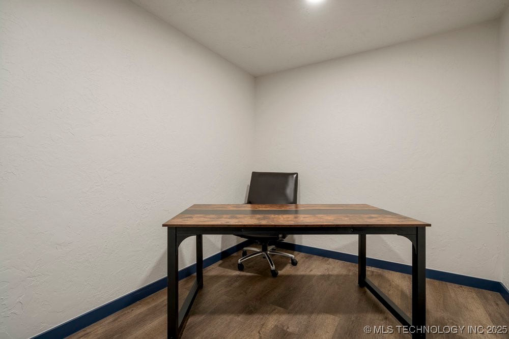 1823 W 51st Street Property Photo 30