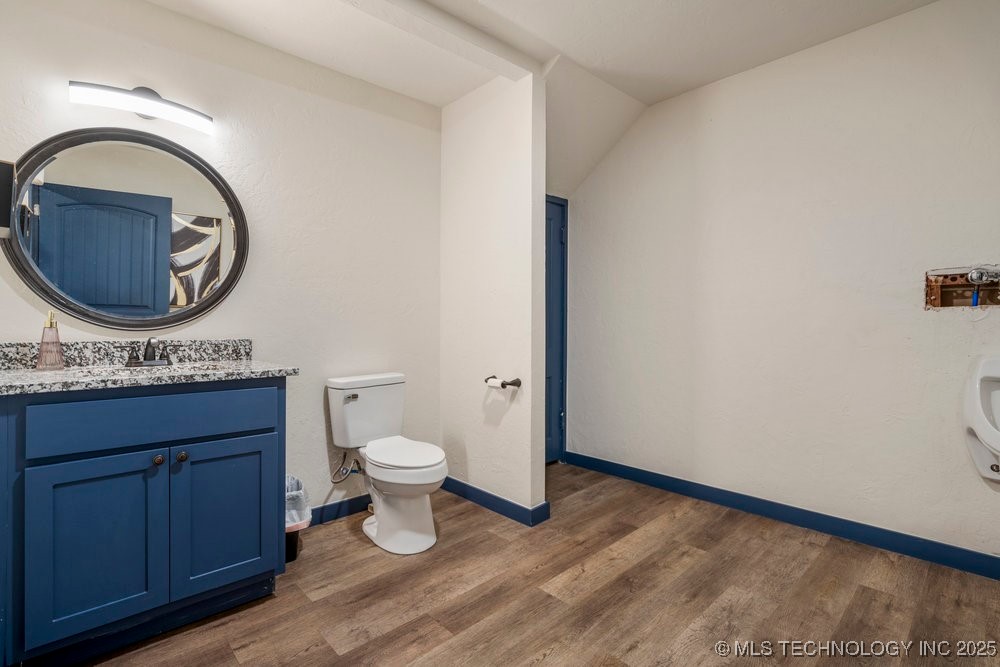 1823 W 51st Street Property Photo 35