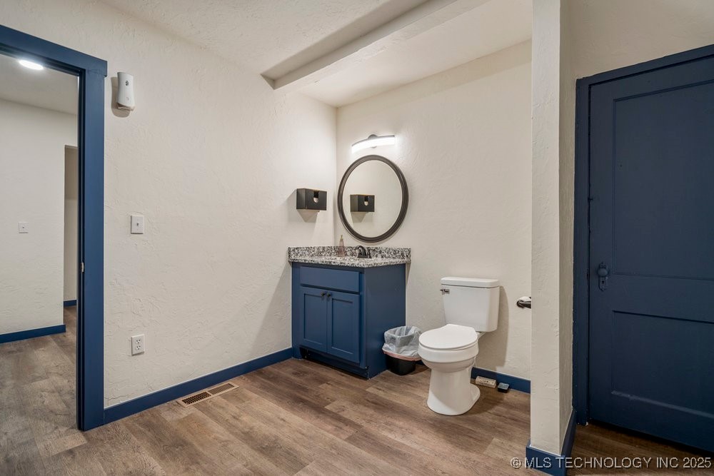 1823 W 51st Street Property Photo 36