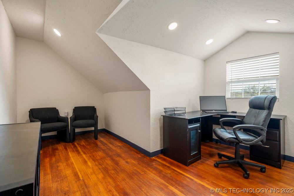 1823 W 51st Street Property Photo 41