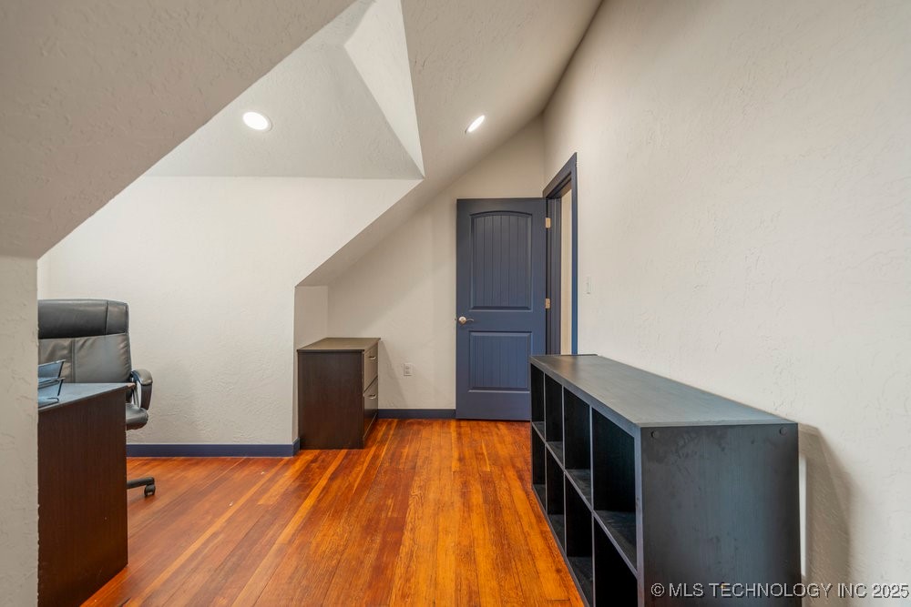 1823 W 51st Street Property Photo 42