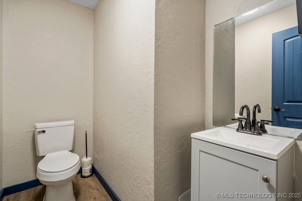 1823 W 51st Street Property Photo 54