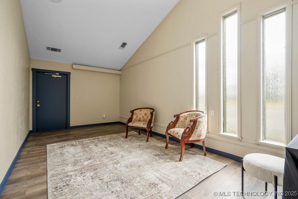 1823 W 51st Street Property Photo 55