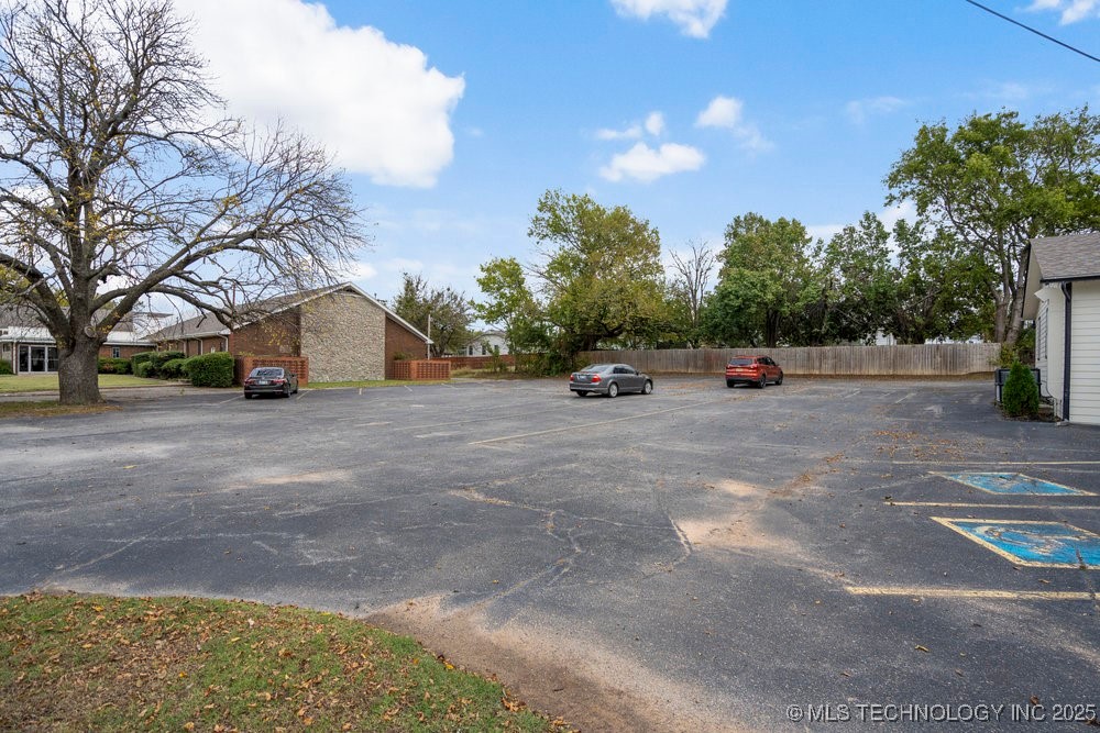 1823 W 51st Street Property Photo 60