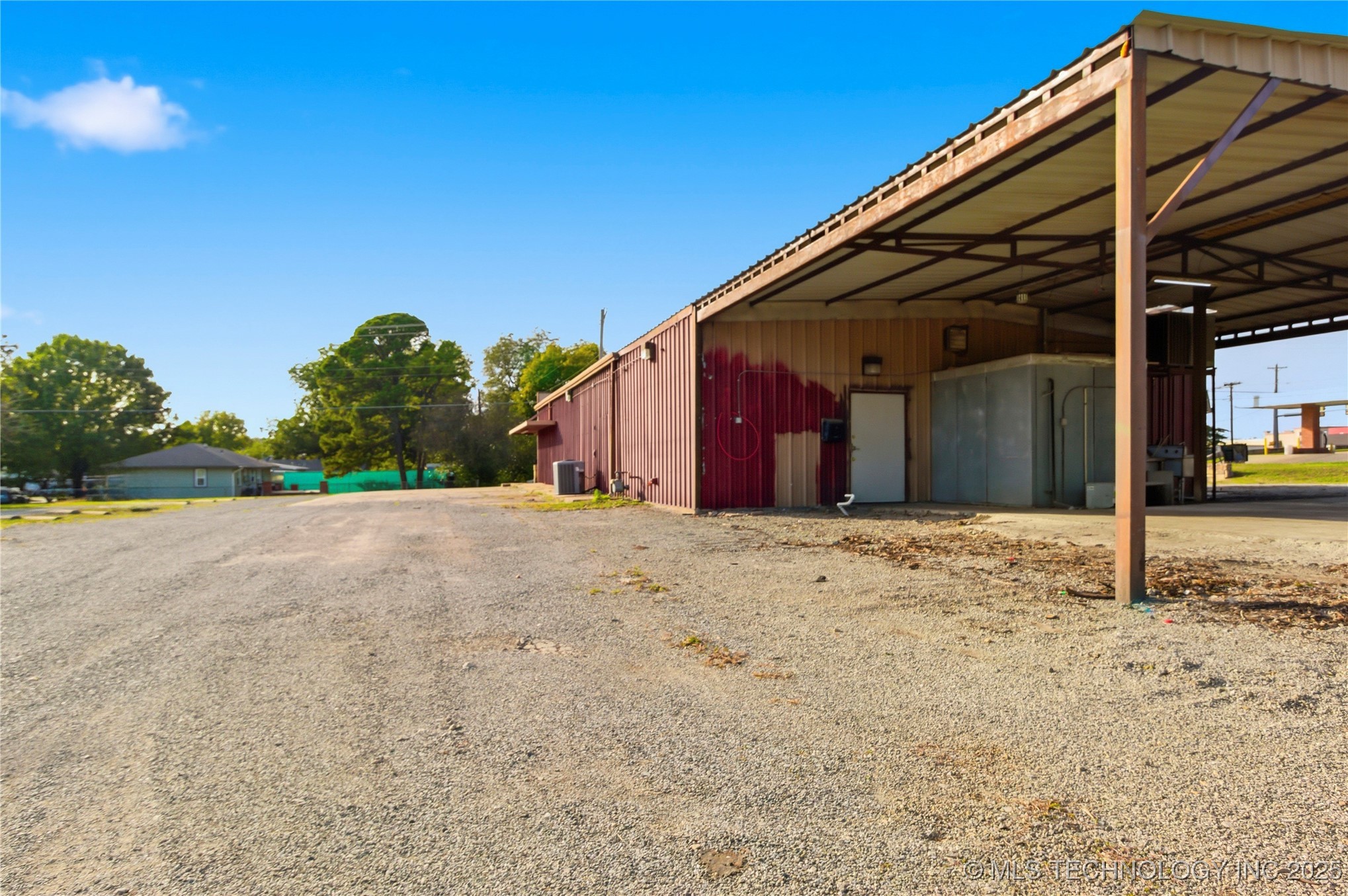 1016 N Washington Property Photo 35