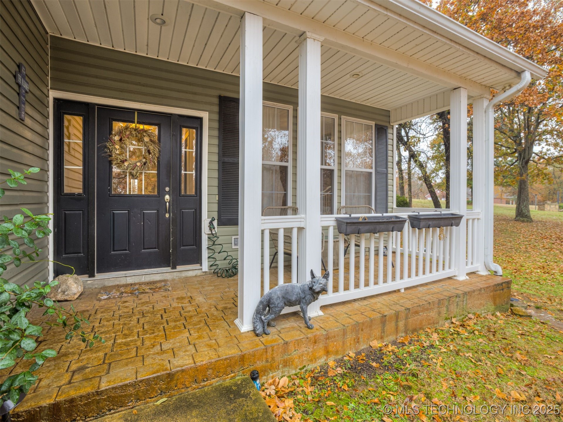 2485 Avalon Drive Property Photo 4