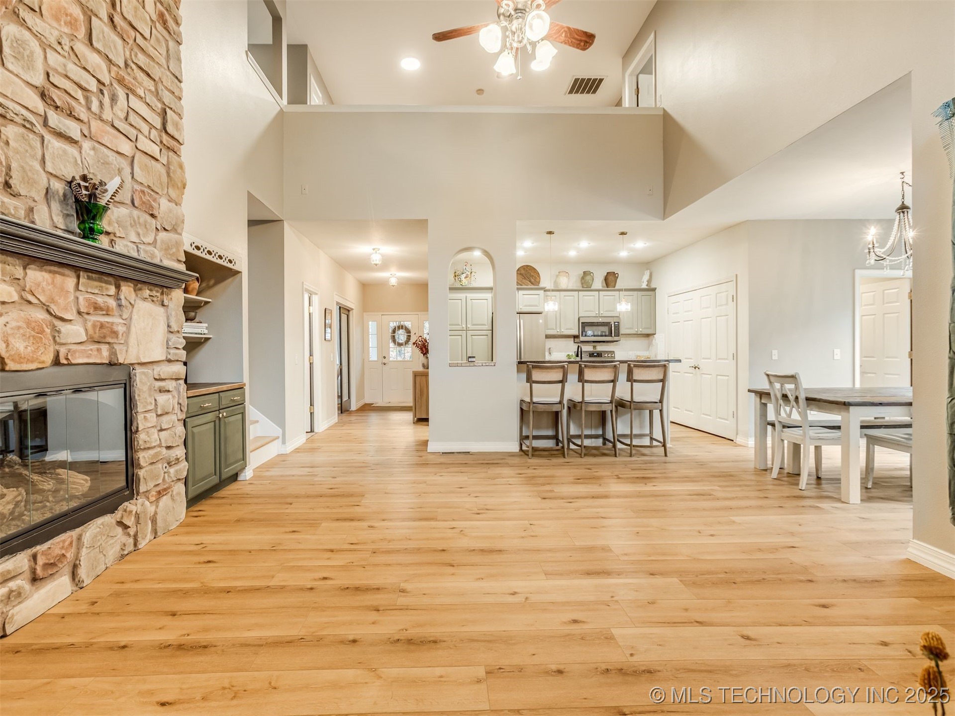 2485 Avalon Drive Property Photo 9