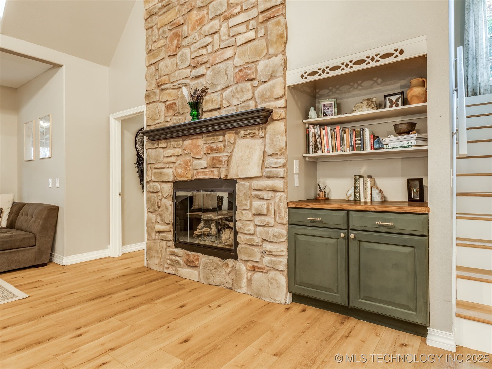 2485 Avalon Drive Property Photo 11