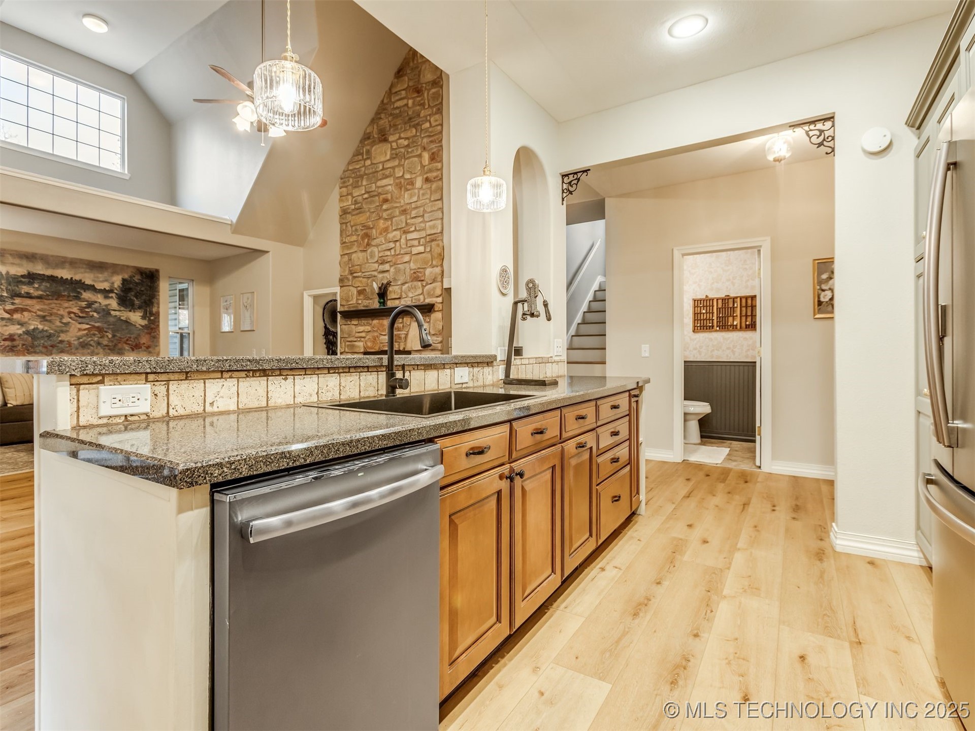 2485 Avalon Drive Property Photo 16