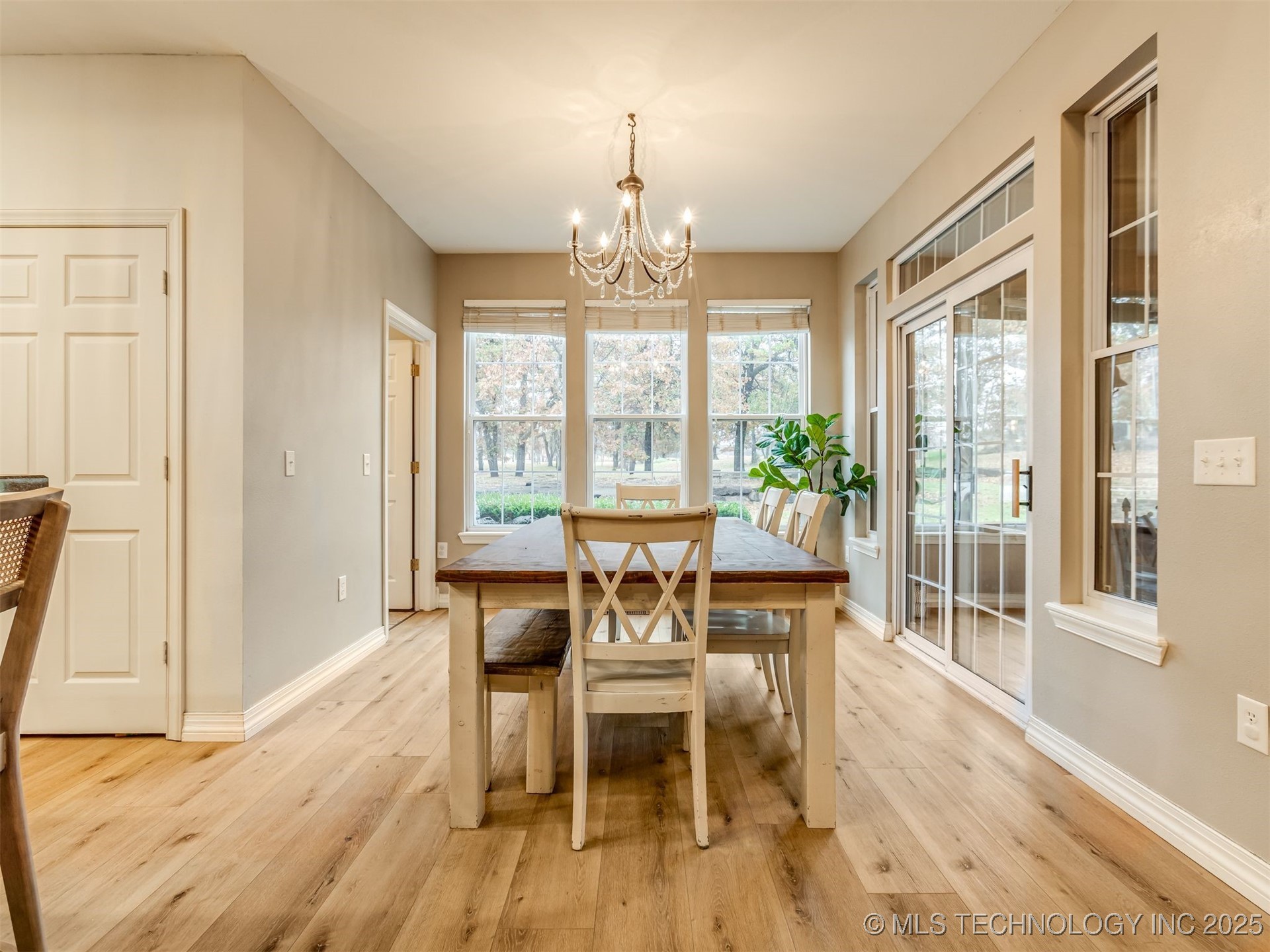 2485 Avalon Drive Property Photo 17