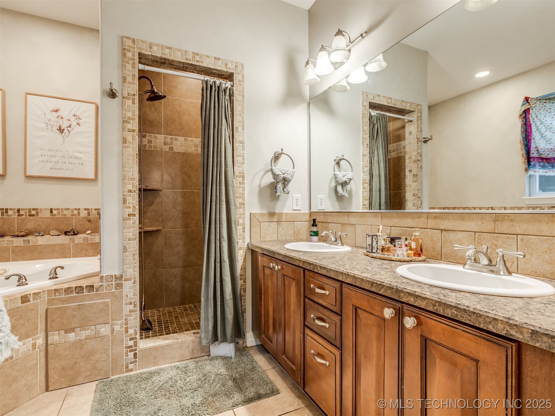 2485 Avalon Drive Property Photo 22