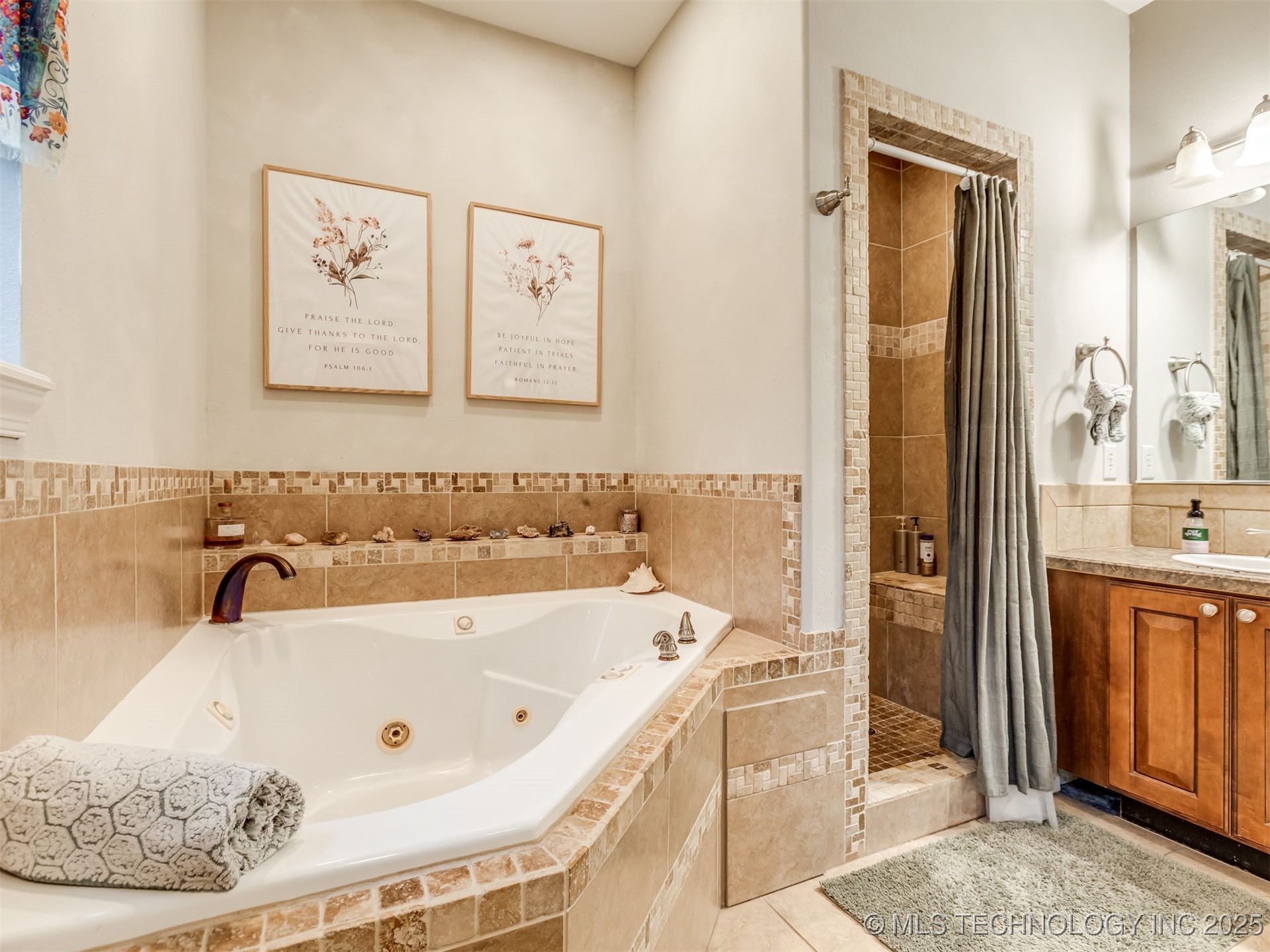 2485 Avalon Drive Property Photo 24