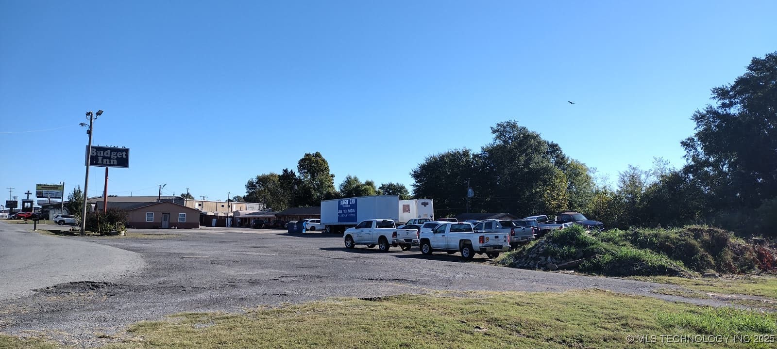 4210 S Us Hwy 69 Property Photo 3