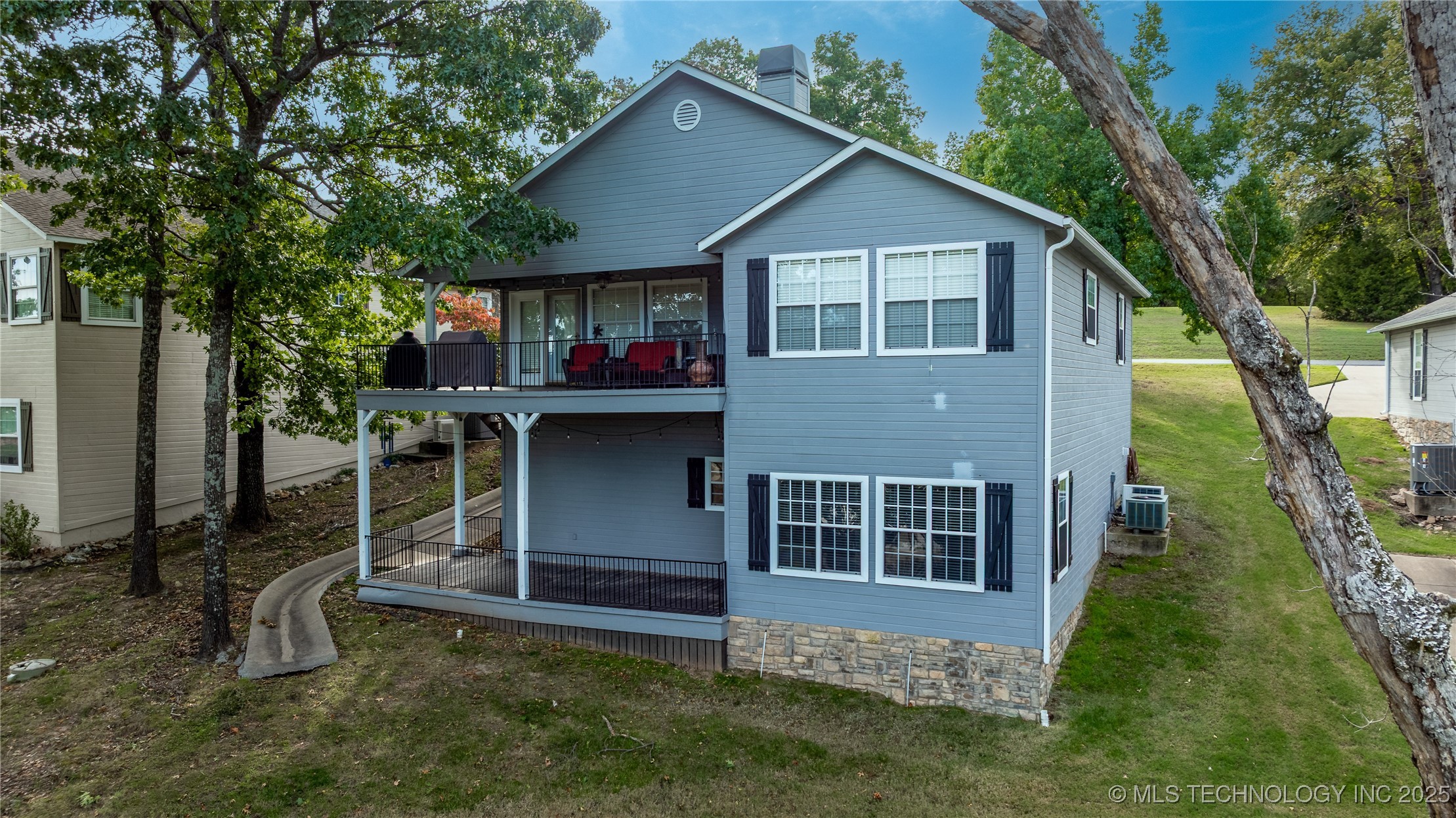 31986 Legend Place Property Photo 6