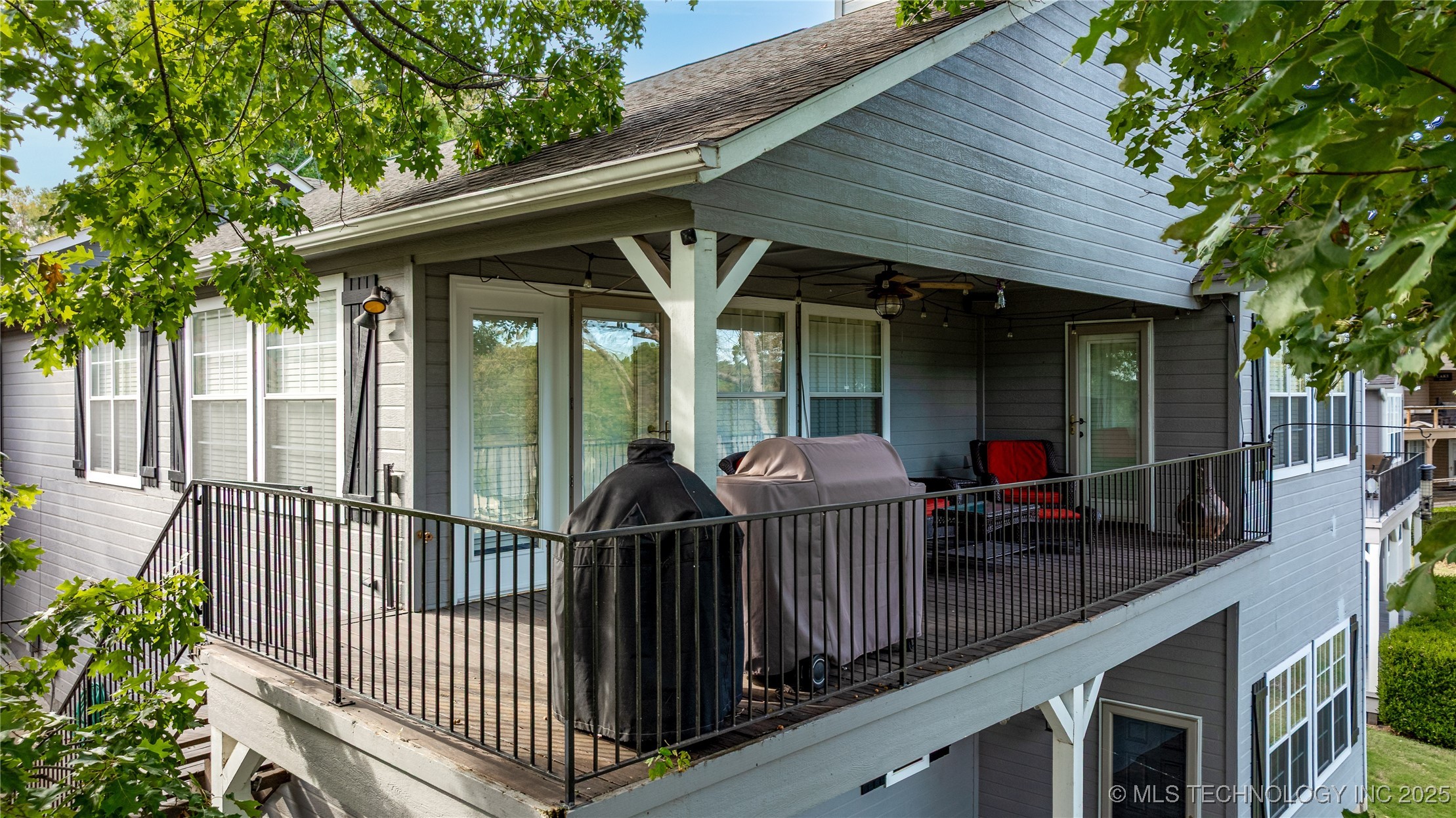 31986 Legend Place Property Photo 8