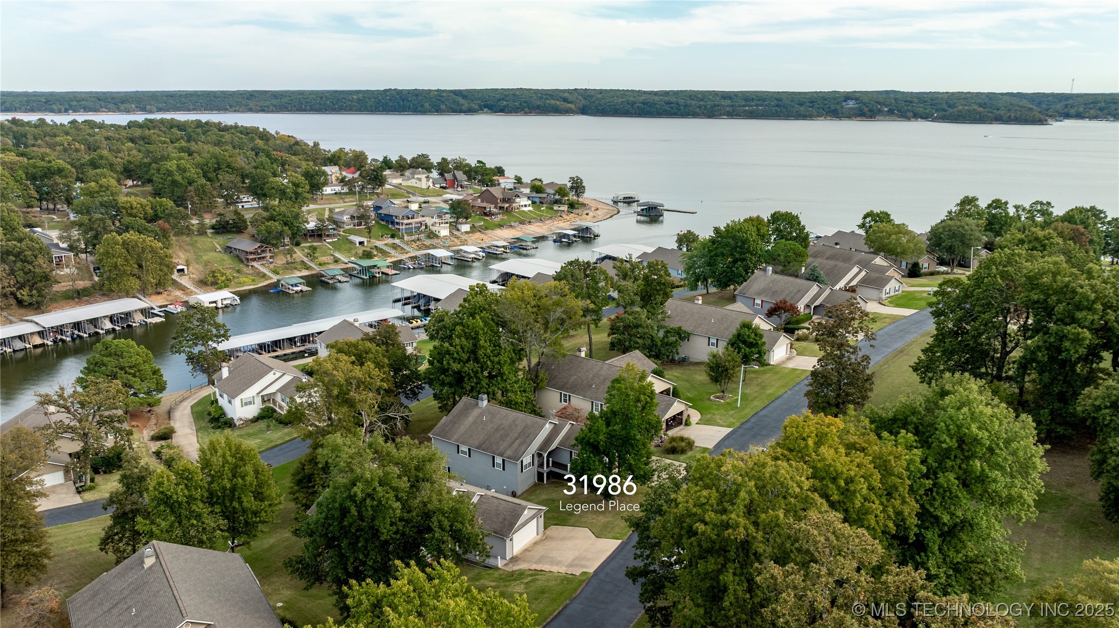 31986 Legend Place Property Photo 17