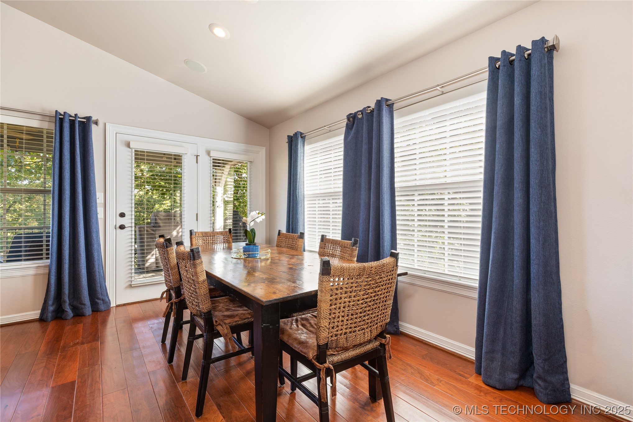 31986 Legend Place Property Photo 36