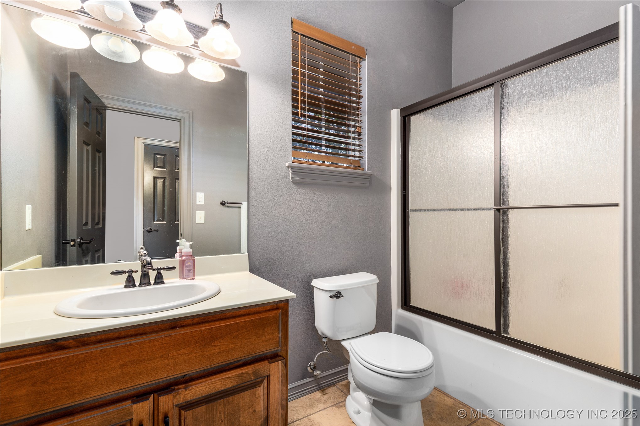 31986 Legend Place Property Photo 49