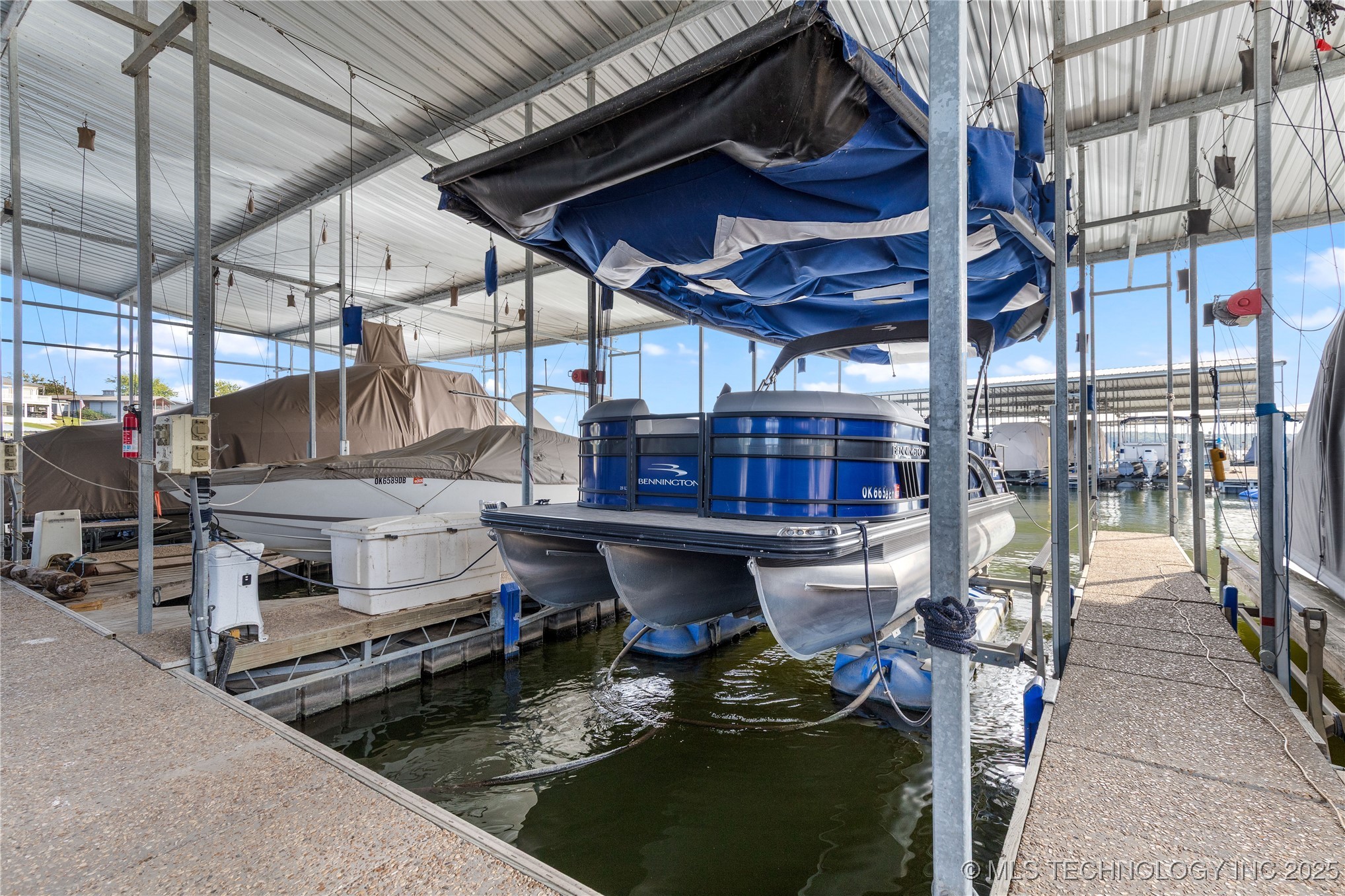 31986 Legend Place Property Photo 53