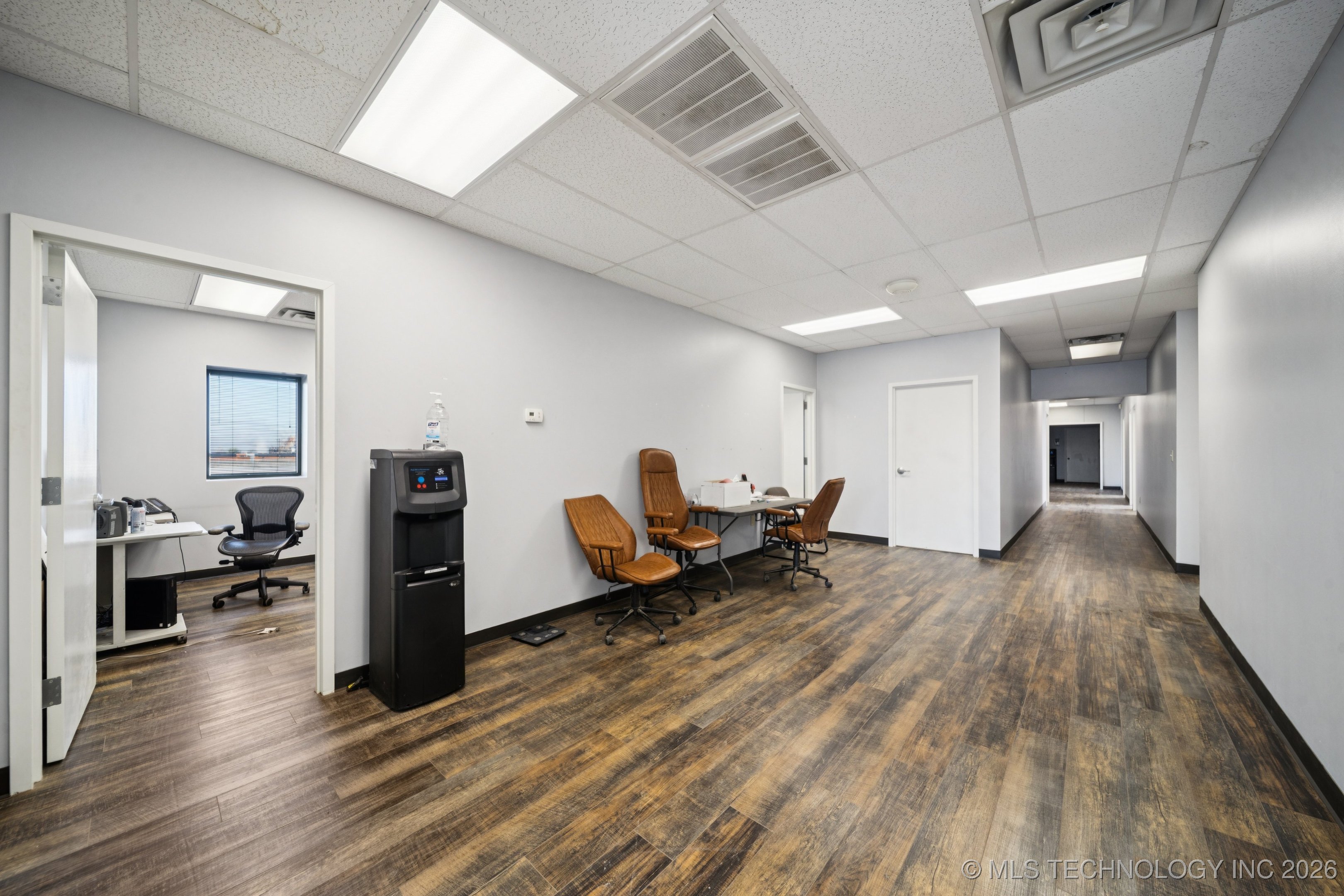 2005 N 167th Avenue E Property Photo 6