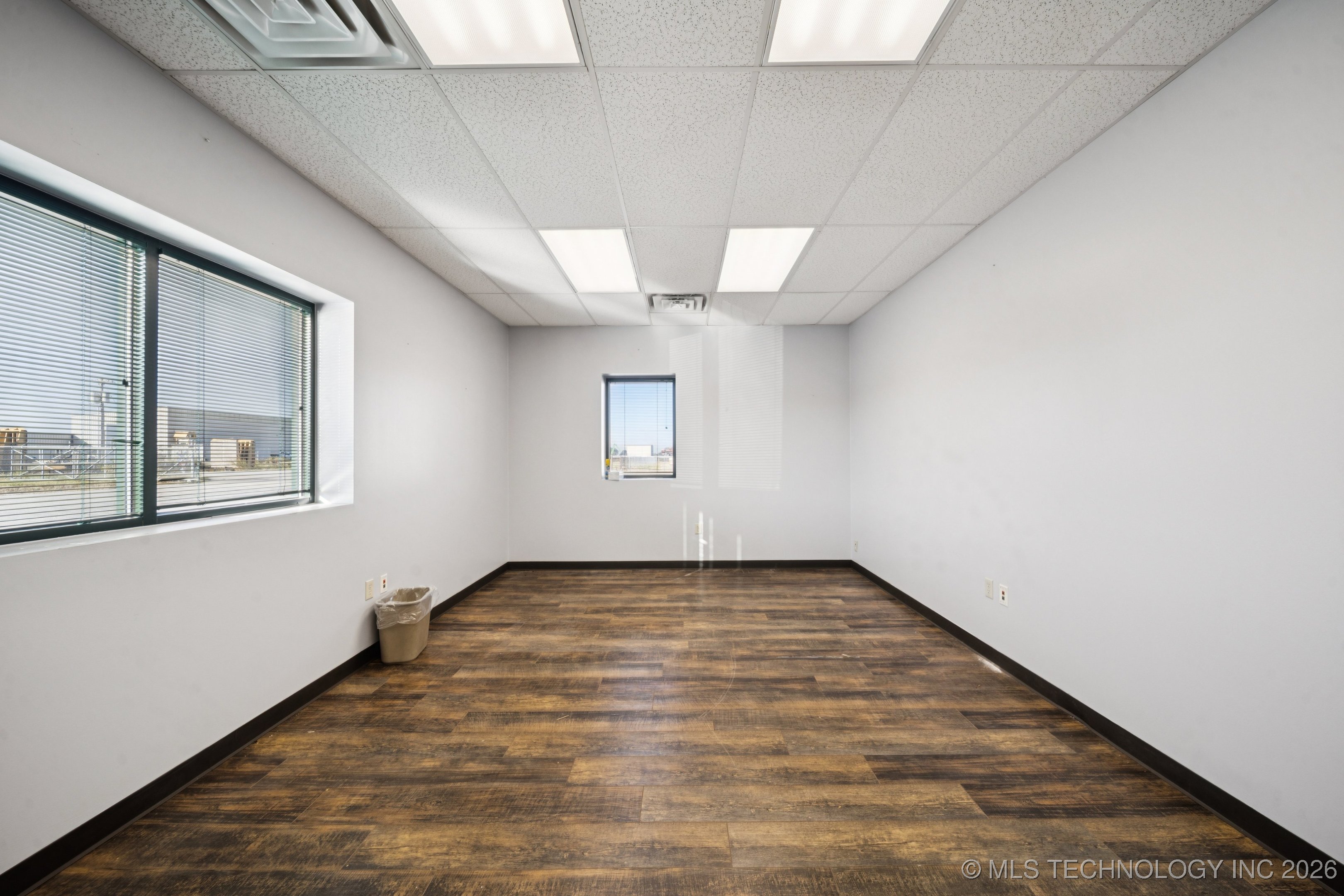 2005 N 167th Avenue E Property Photo 9