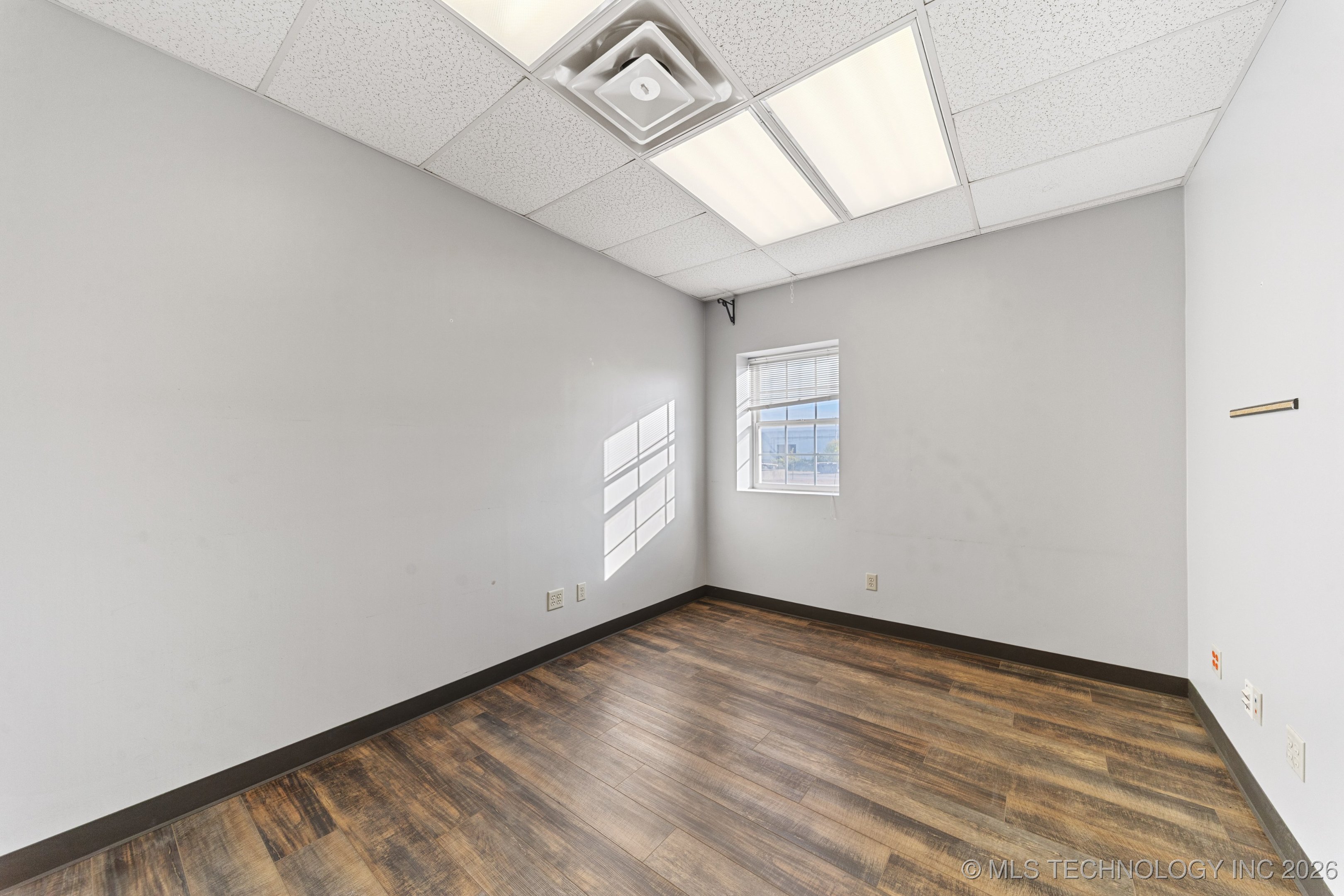 2005 N 167th Avenue E Property Photo 18