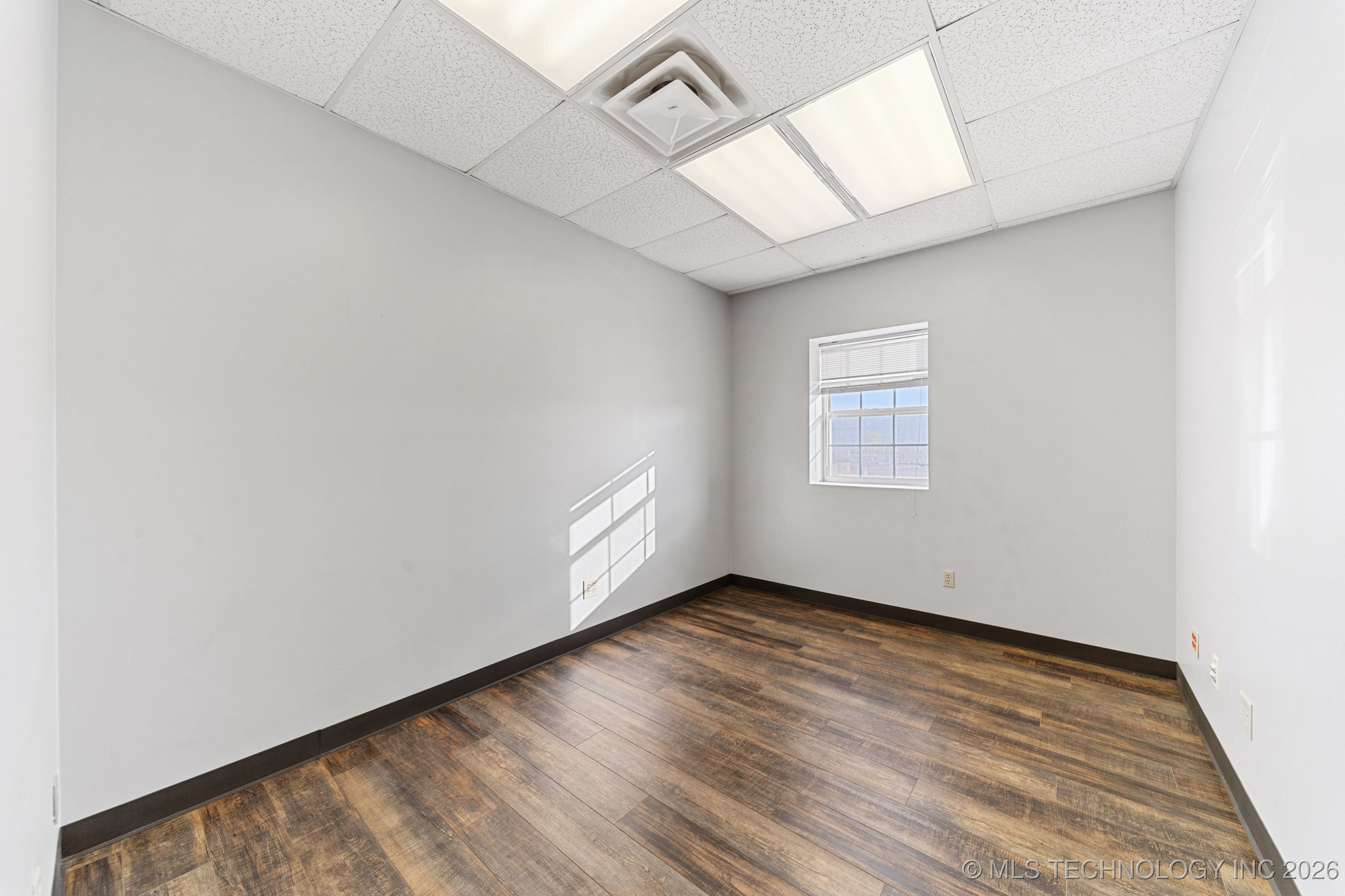 2005 N 167th Avenue E Property Photo 21