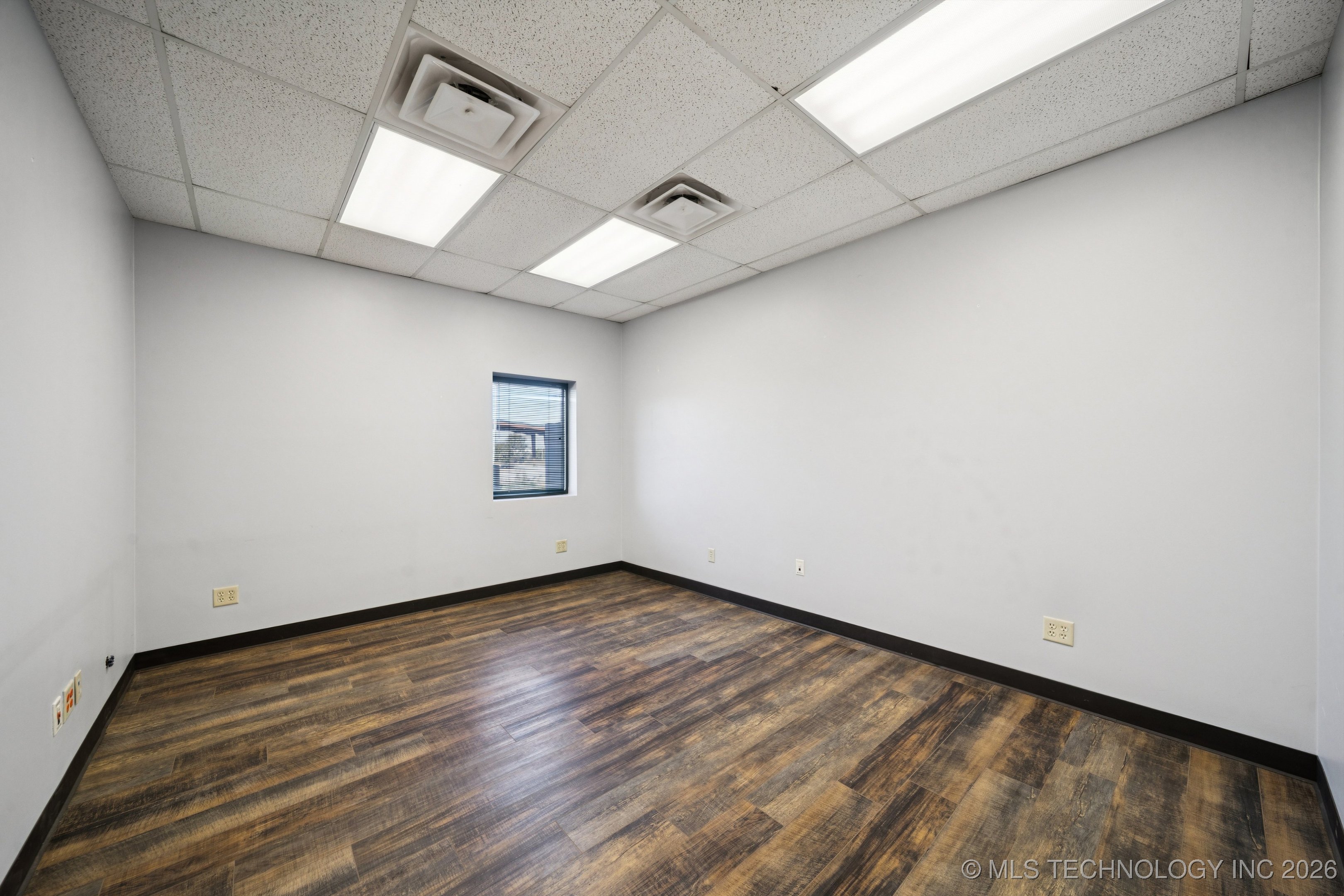 2005 N 167th Avenue E Property Photo 27