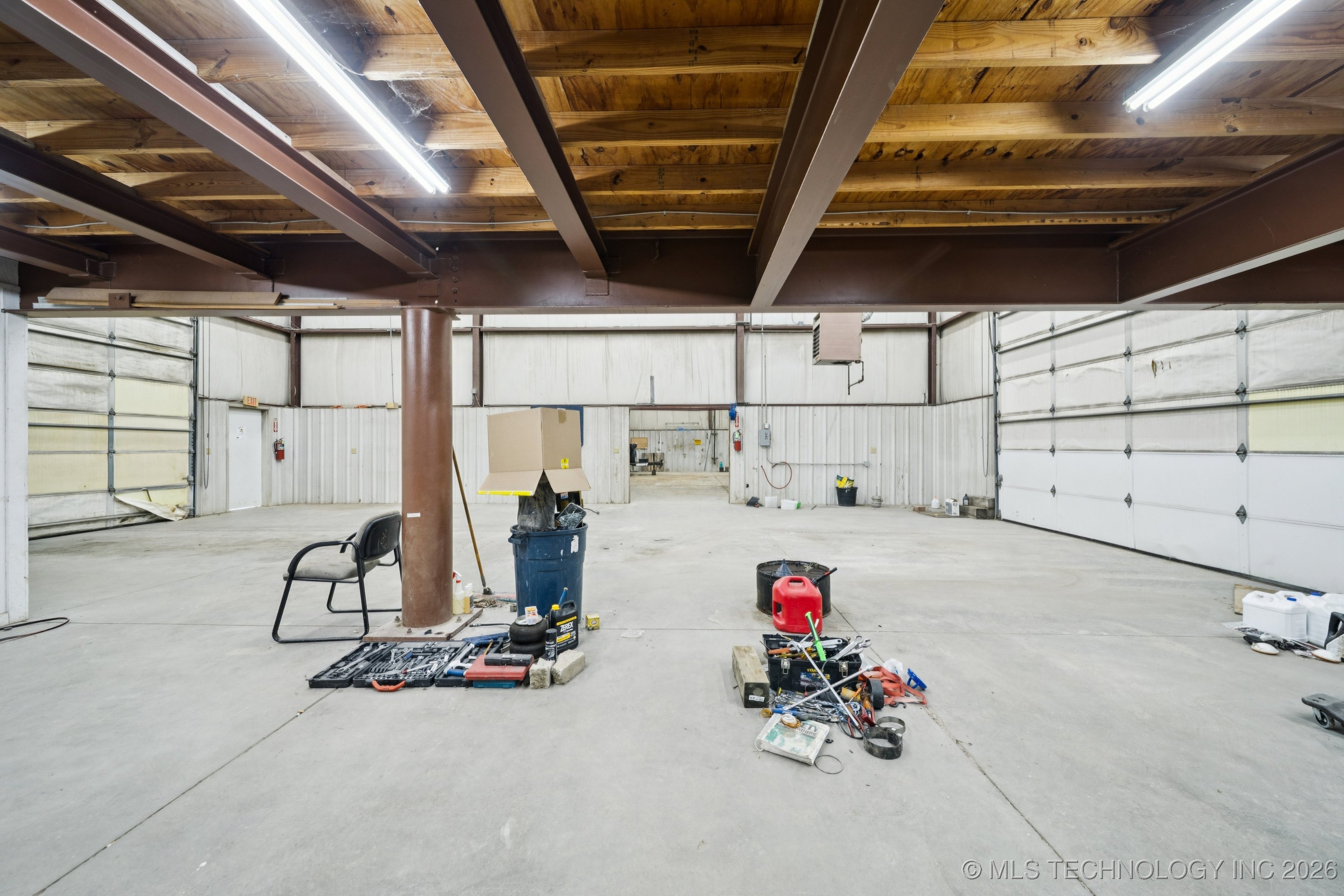 2005 N 167th Avenue E Property Photo 30