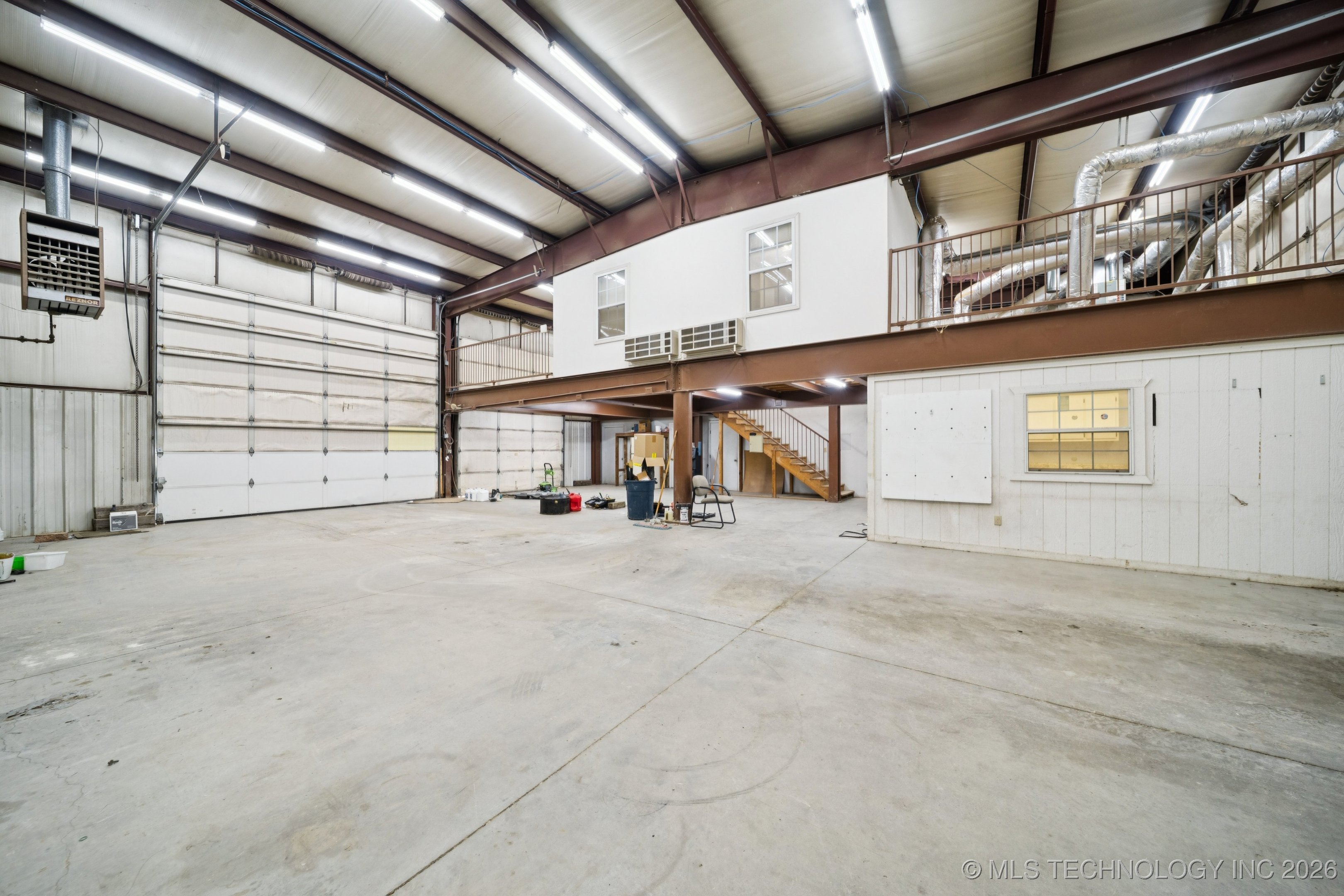 2005 N 167th Avenue E Property Photo 32