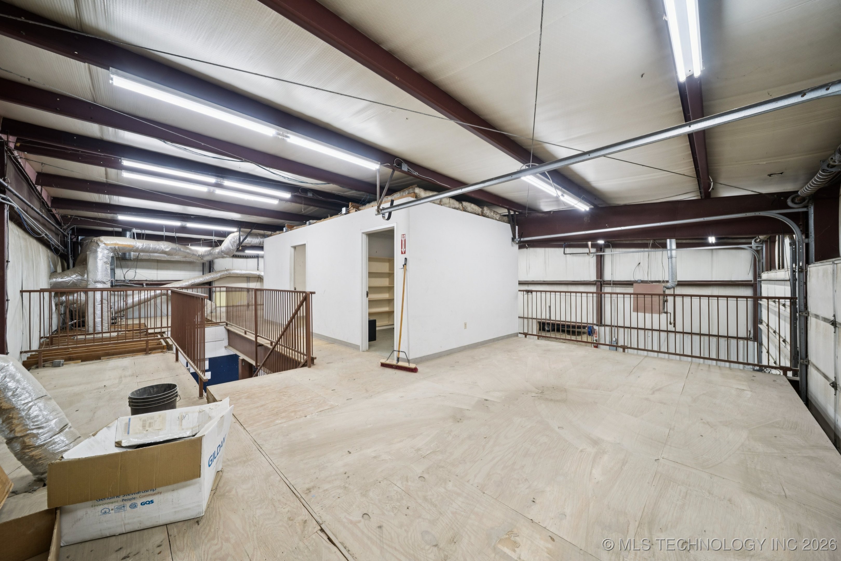 2005 N 167th Avenue E Property Photo 34