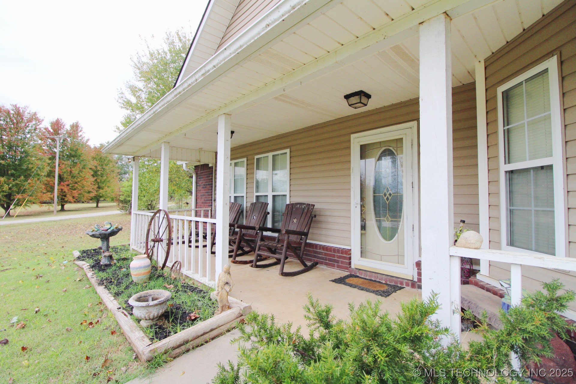 15085 Box Elder Road Property Photo 5