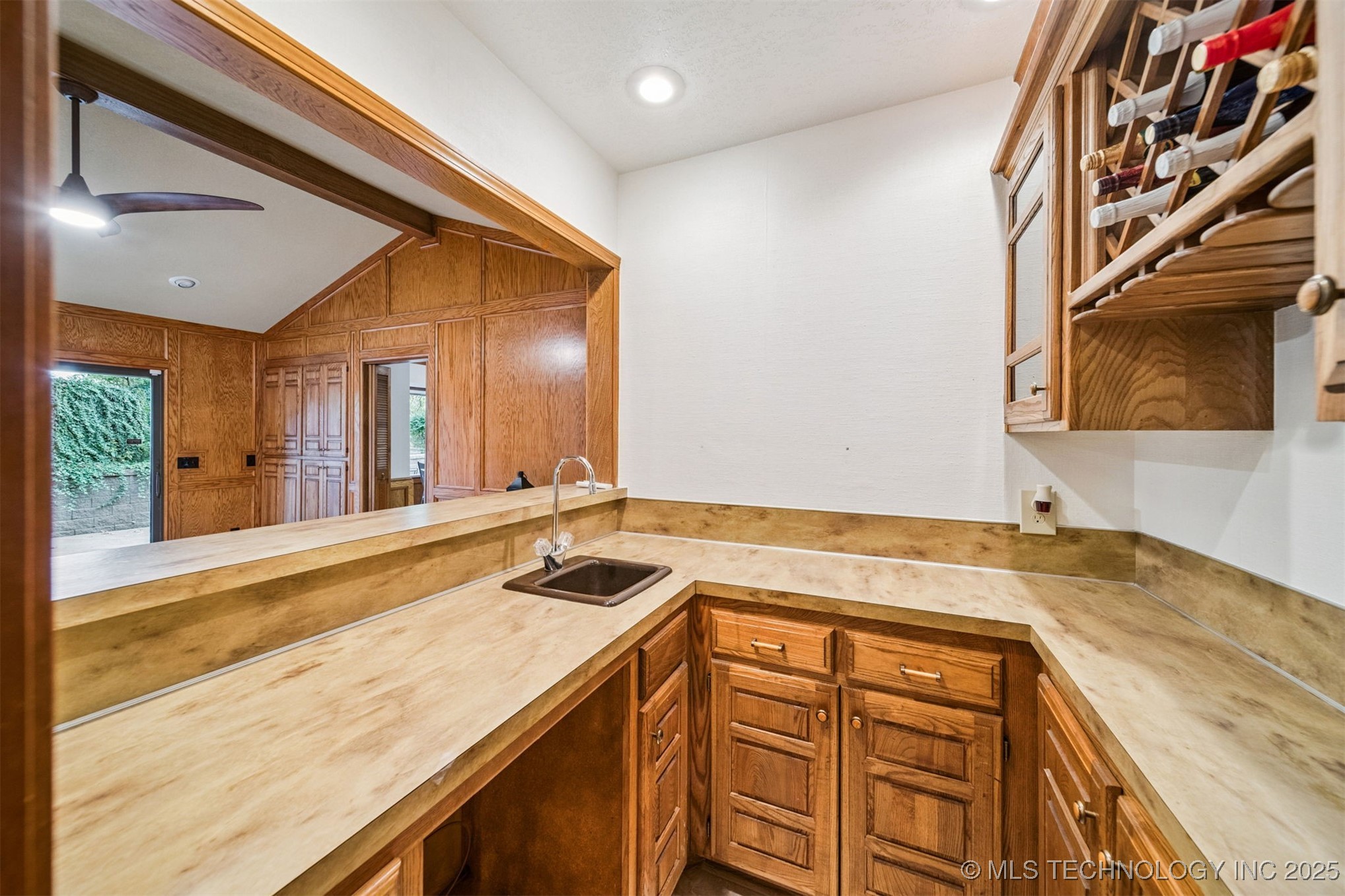 3334 E 100th Place Property Photo 5