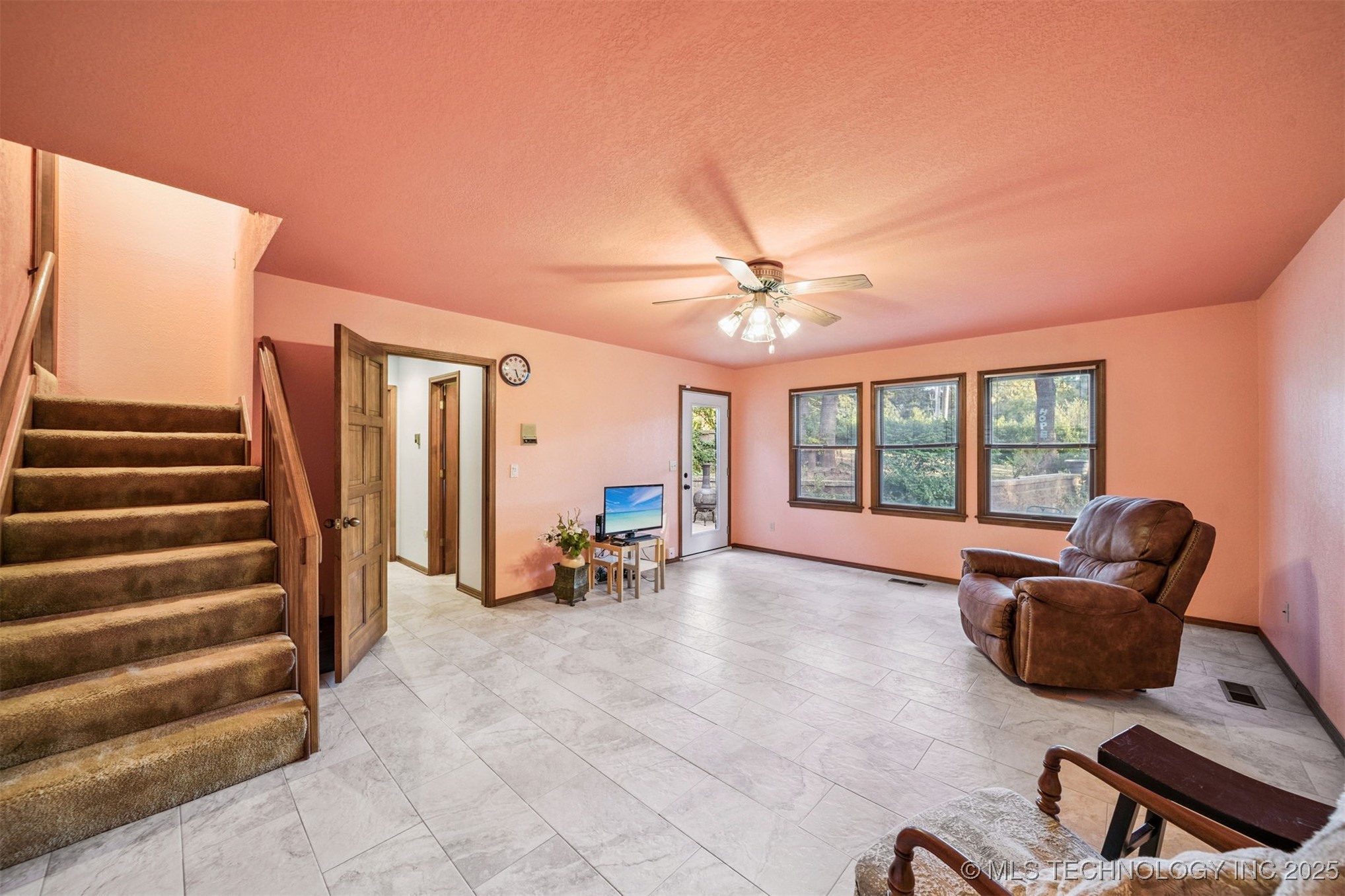 3334 E 100th Place Property Photo 21